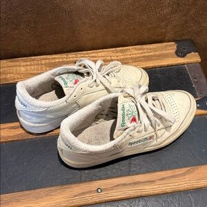 Reebok Cream and Green Casual Sneakers